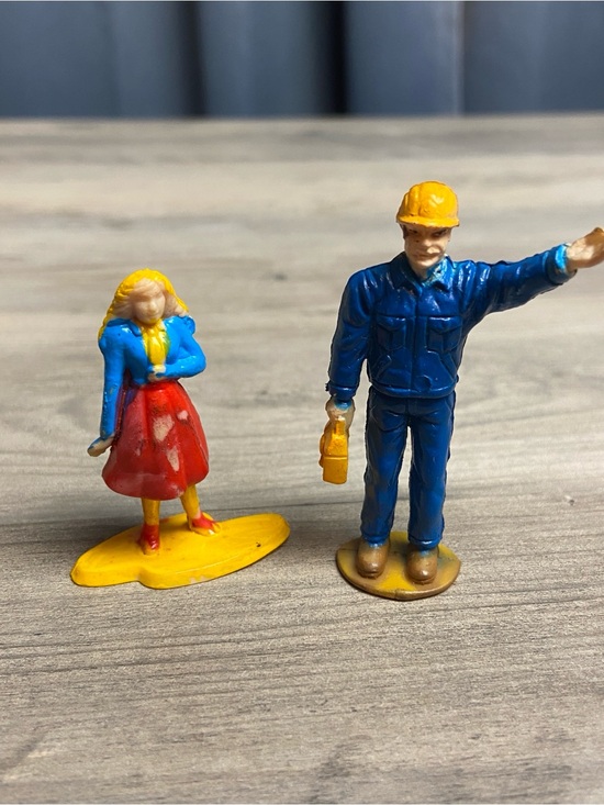 Other - Vintage Plastic Construction Worker & Blue-Red Girl Toy Figures - Kids Toys